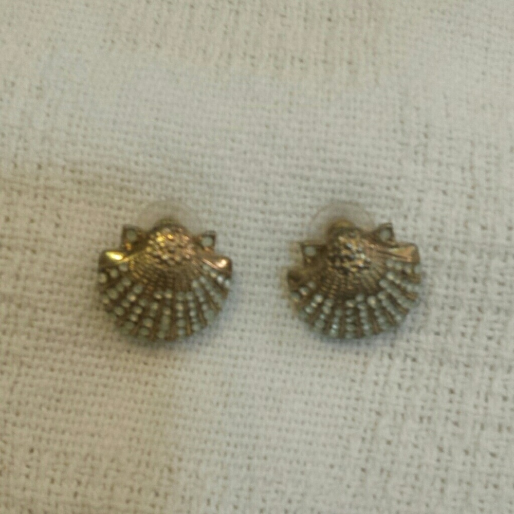 Lilly Pulitzer earrings